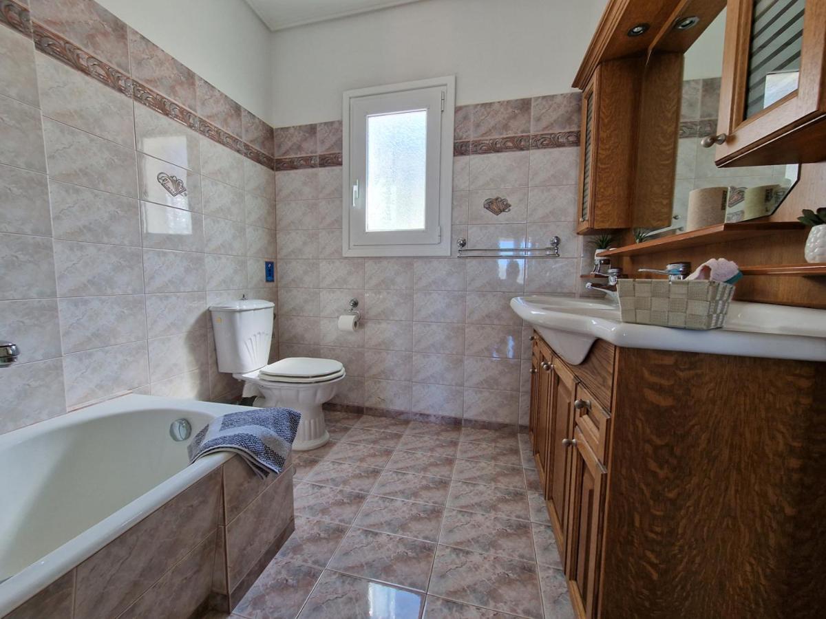 Villa Liana : Luxury Villa With Fantastic Sea View, Near Airport Pórto Ráfti Zewnętrze zdjęcie